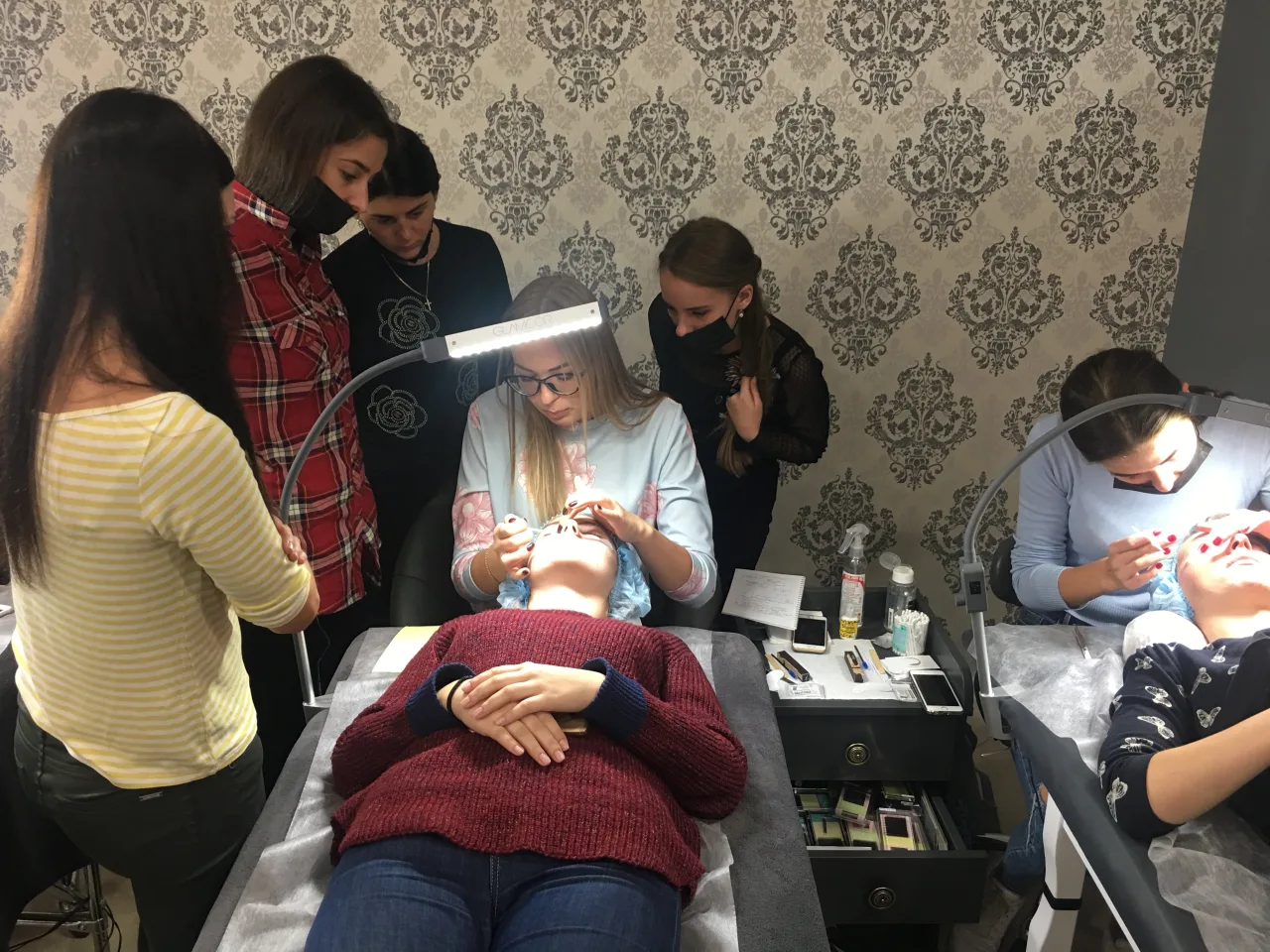 Практичне навчання lash-майстрів
